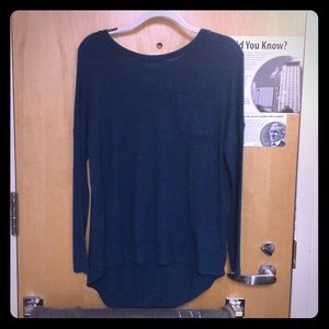 Long sleeve blue sweater with breast pocket